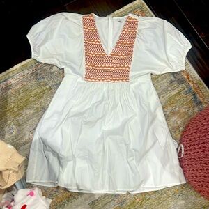 🤍 Madewell Embroidered Puff Sleeve Dress 🤍
White & Red Stitch | Women’s Size M